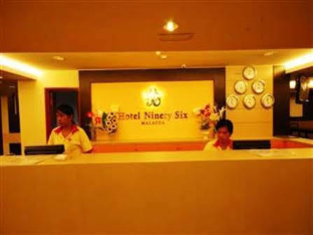 906 Hotel Batu Berendam Malacca エクステリア 写真